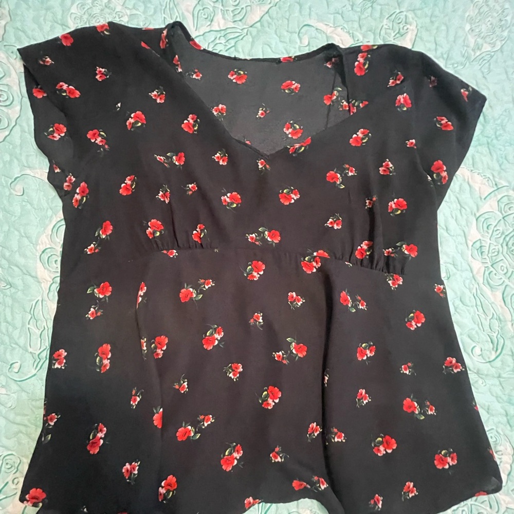 Beautiful flowered shirt